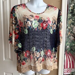 Floral Elegance Lace Women's Blouse